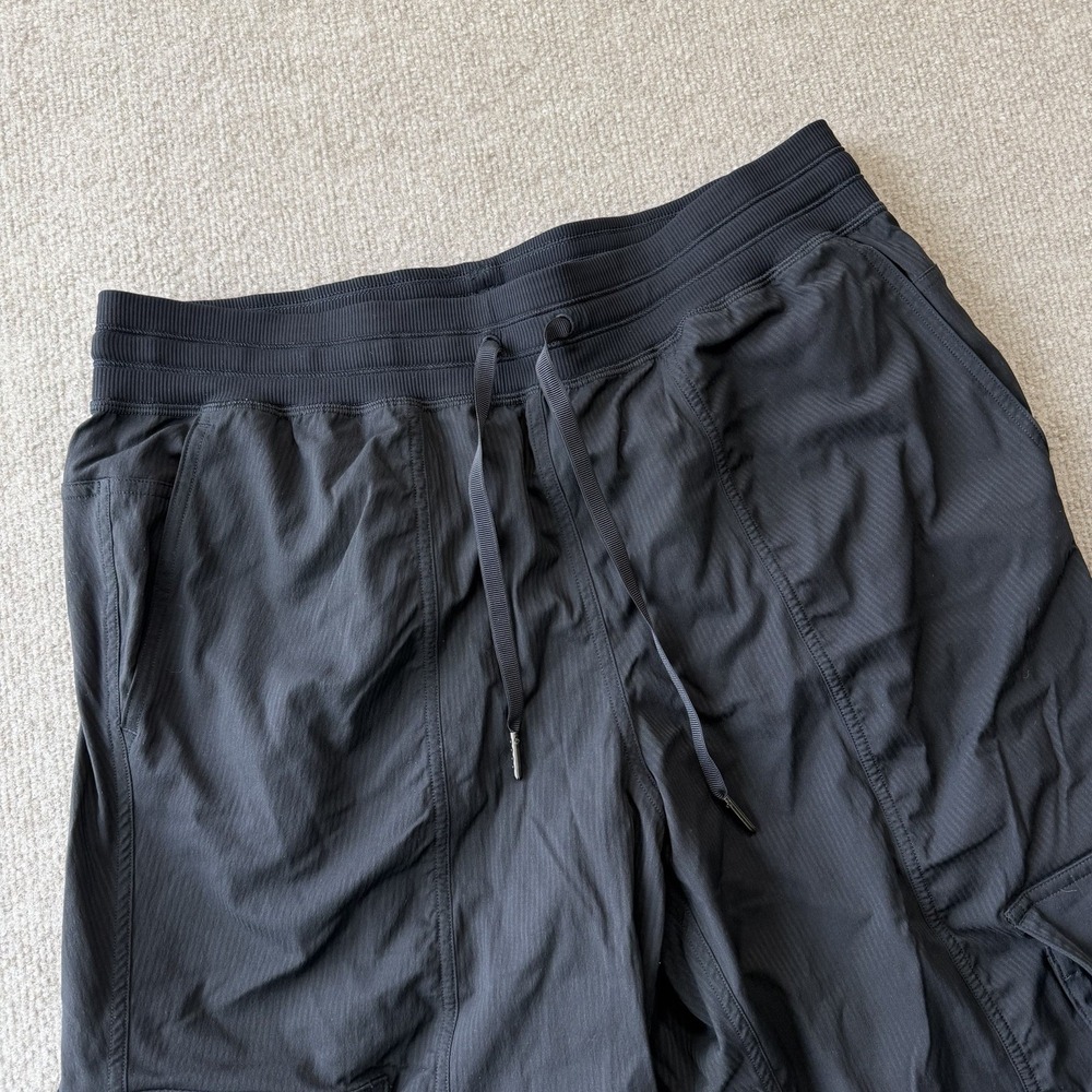 Lululemon Dance Studio Relaxed Fit Mid-Rise Cargo Jogger Black LW5GICS Size M